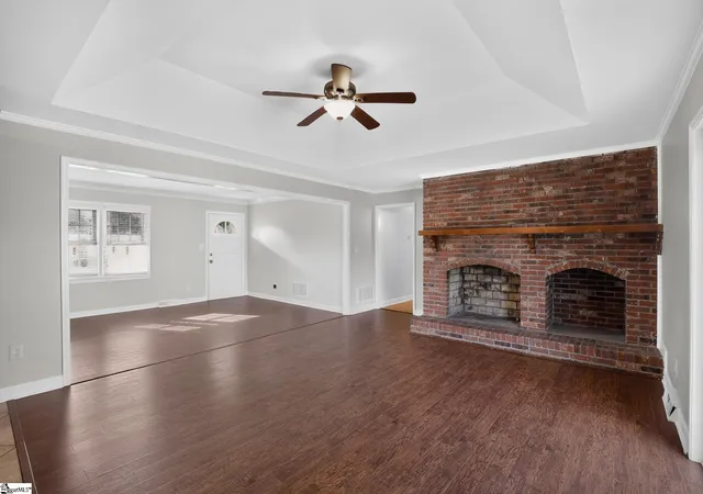 Photo 3 of Sale Pending at 308 Garrett St, Mauldin, SC 29662 | MLS# 1600105 | Listing updated on 2026-08-18