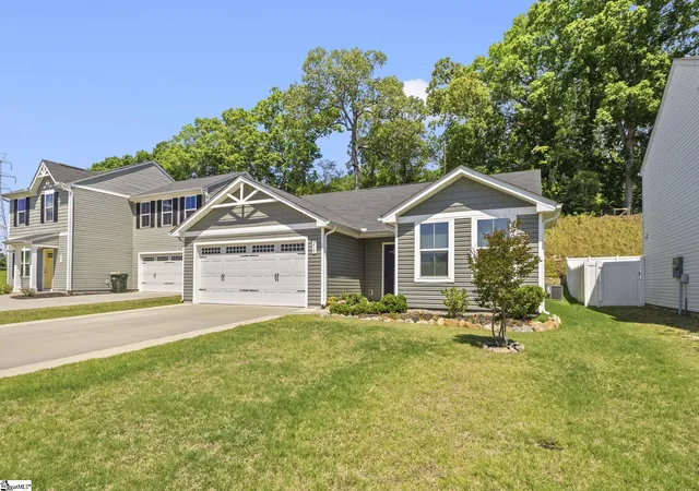 3rd image of 219 Lily Park Wy, Easley, SC 29642 | MLS# 1592390