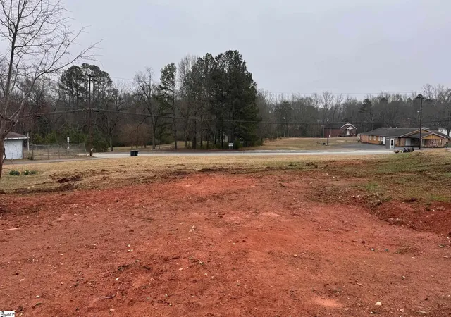 Photo 4 of Sale Pending at 931 N Hwy 150, Pacolet, SC 29372 | MLS# 1583349 | Listing updated on 2026-04-26