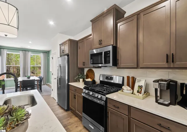 Photo 3 of Townhouse for sale at 20 Broad River Wy, Greenville, SC 29607 | MLS# 1599770 | Listing updated on 2026-08-14