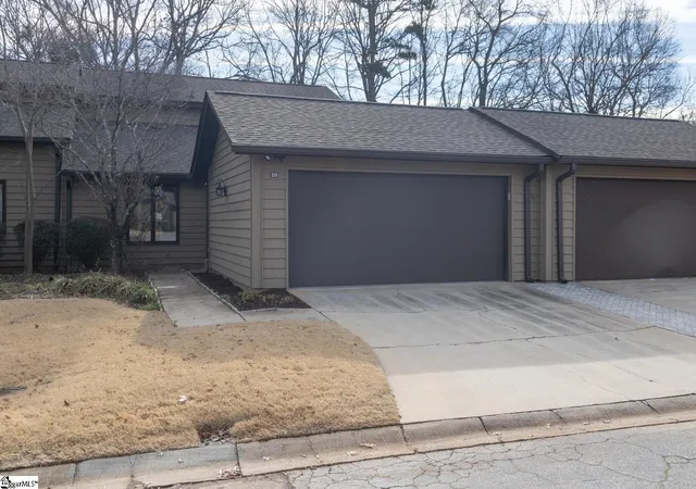 1st image of 218 Goldfinch Cir, Greer, SC 29650 | MLS# 1594744