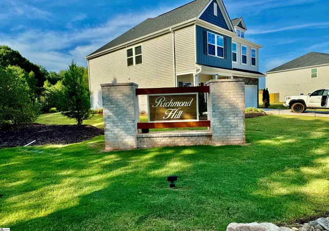 Photo 3 of Single family home for sale at 12183 Lansbury Dr, Inman, SC 29349 | MLS# 1598611 | Listing updated on 2026-08-22
