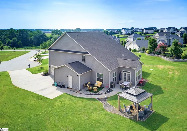 Photo 50 of Single family home for sale at 609 Crossmont Wy, Simpsonville, SC 29681 | MLS# 1598195 | Listing updated on 2026-09-08