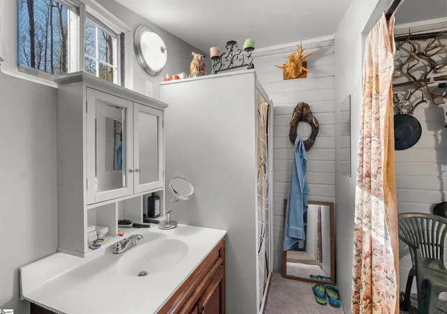 5th image of 413 Edisto Rd, Gray Court, SC 29645 | MLS# 1595597