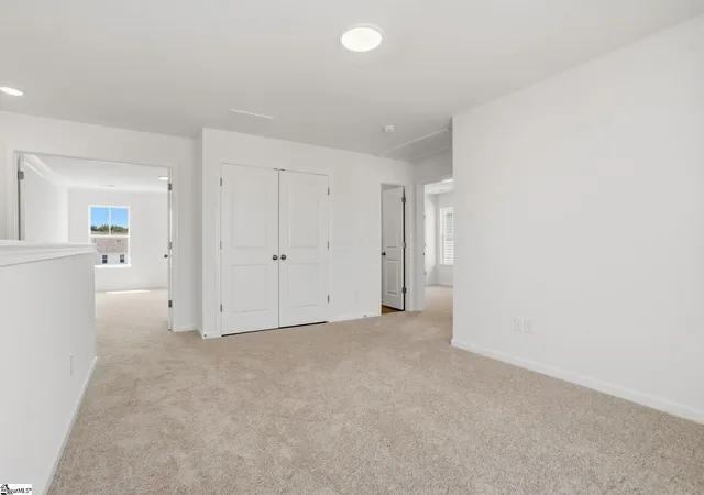 Photo 3 of Single family home for sale at 214 Pendergast Rd, Greenville, SC 29605 | MLS# 1589917 | Listing updated on 2026-09-15