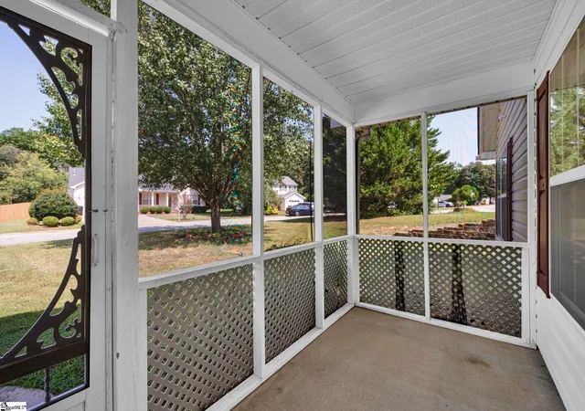 3rd image of 611 Hunters Ln, Anderson, SC 29625 | MLS# 1600583