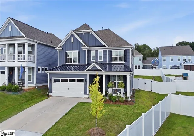 Photo 2 of Single family home for sale at 107 Humbolt Dr, Simpsonville, SC 29681 | MLS# 1597818 | Listing updated on 2026-09-10