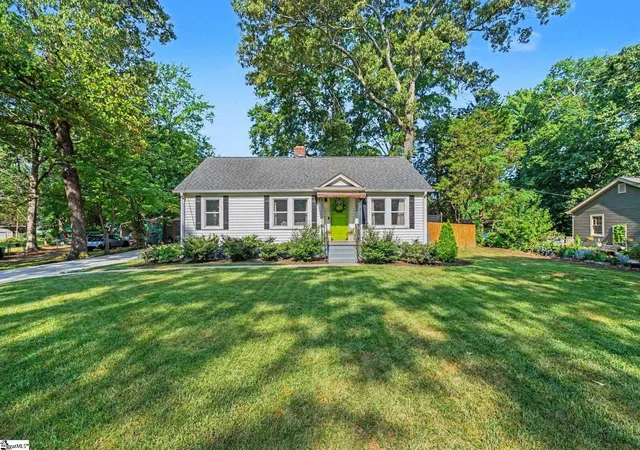 Homes for sale in Taylors, SC | 103 Sutton Dr, Taylors, SC 29687 | MLS# 1597332