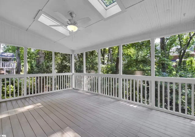 Photo 2 of Single family home for sale at 221 Briar Creek Dr, Greer, SC 29650 | MLS# 1599410 | Listing updated on 2026-08-28