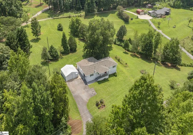 Photo 2 of Sale Pending at 410 Ray Blackley Rd, Inman, SC 29349 | MLS# 1600216 | Listing updated on 2026-08-31