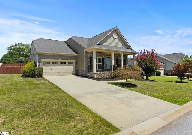 Photo 1 of Single family home for sale at 5 Brennan Pl, Greenville, SC 29609 | MLS# 1597722 | Listing updated on 2026-09-16