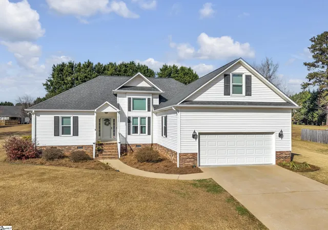 2nd image of 4 Brooke Lee Cir, Taylors, SC 29687 | MLS# 1576790