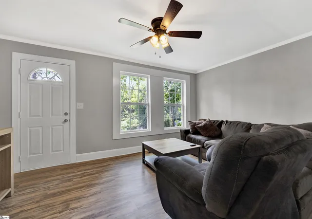 Photo 4 of Single family home for sale at 215 Gail St, Easley, SC 29642 | MLS# 1599827 | Listing updated on 2026-09-20