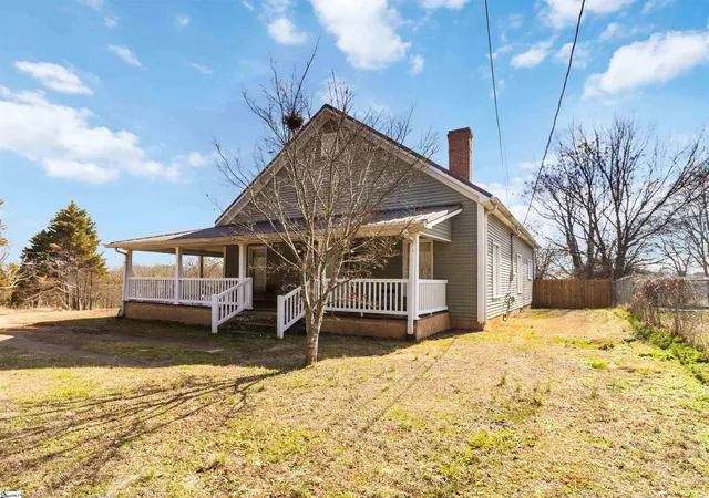 Homes for sale in Enoree, SC | 8768 Hwy 92, Enoree, SC 29335 | MLS# 1596076