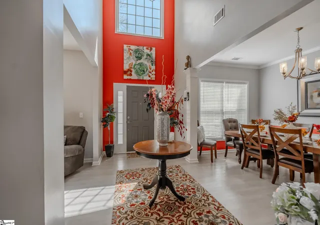 Photo 2 of Single family home for sale at 4 Ashwyn Ct, Simpsonville, SC 29680 | MLS# 1589827 | Listing updated on 2026-08-19