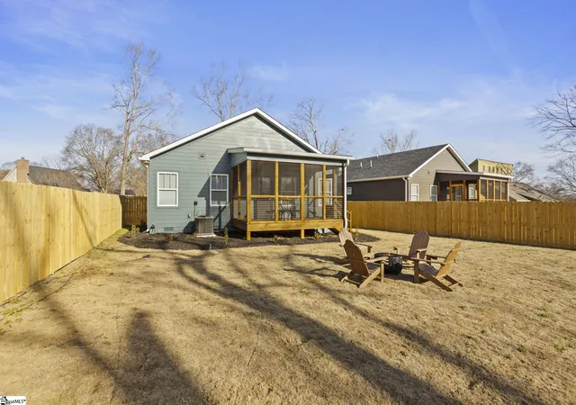 Photo 4 of Sale Pending at 13 Shubuta Ct, Greenville, SC 29617 | MLS# 1598344 | Listing updated on 2026-08-18