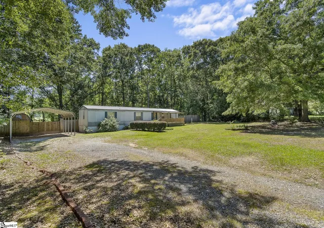 Homes for sale in Williamston, SC | 216 Woodtrail Dr, Williamston, SC 29697 | MLS# 1597172