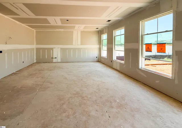 Photo 3 of Sale Pending at 244 Pendergast Rd, Greenville, SC 29605 | MLS# 1589911 | Listing updated on 2026-09-18
