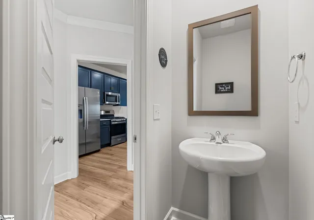 Photo 4 of Townhouse for sale at 120 Callen Dr, Greenville, SC 29607 | MLS# 1583203 | Listing updated on 2026-09-15