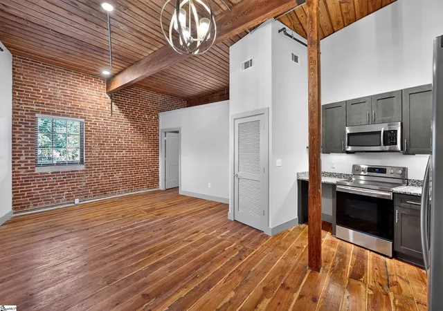 5th image of 806 Green Ave #UNIT 204, Greenville, SC 29605 | MLS# 1596014