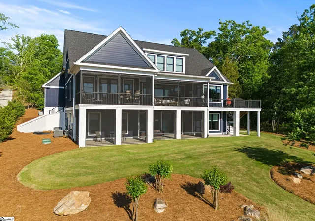 Photo 3 of Single family home for sale at 376 Abercrombie Pt, Greenwood, SC 29649 | MLS# 1588845 | Listing updated on 2026-08-02