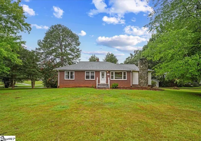 Photo 1 of Single family home for sale at 114 Alta Vista Dr, Liberty, SC 29657 | MLS# 1599244 | Listing updated on 2026-09-11