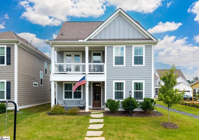 Photo 1 of Single family home for sale at 16 Toynbee Dr, Simpsonville, SC 29681 | MLS# 1596994 | Listing updated on 2026-10-26