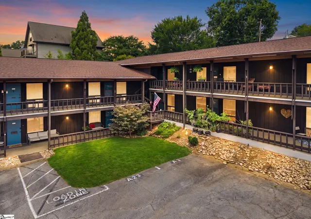 Condo for sale at 311 W Earle St, Greenville, SC 29609 | MLS# 1596800