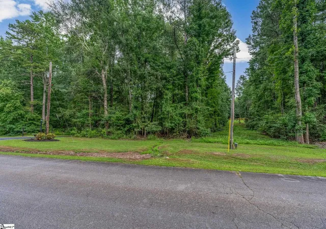 Photo 2 of Land for sale at 176 Durbin Creek Rd, Simpsonville, SC 29681 | MLS# 1600193 | Listing updated on 2026-10-07