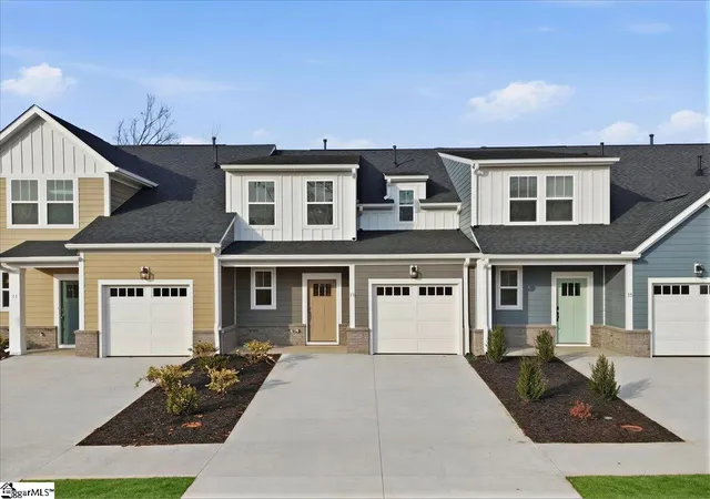 Townhouse for sale at 13 Thurlow Ct, Greenville, SC 29615 | MLS# 1596932 | Listing updated on 2026-07-21