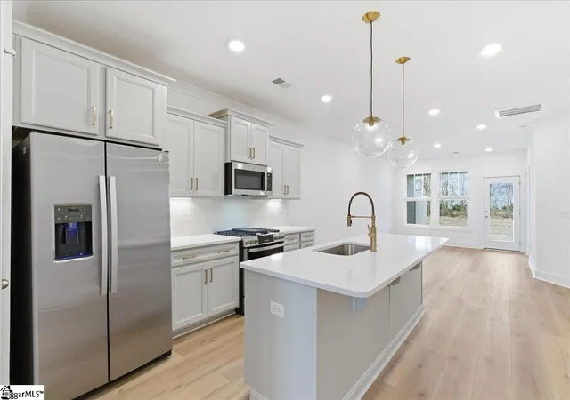 Photo 4 of Townhouse for sale at 13 Thurlow Ct, Greenville, SC 29615 | MLS# 1596932 | Listing updated on 2026-07-21