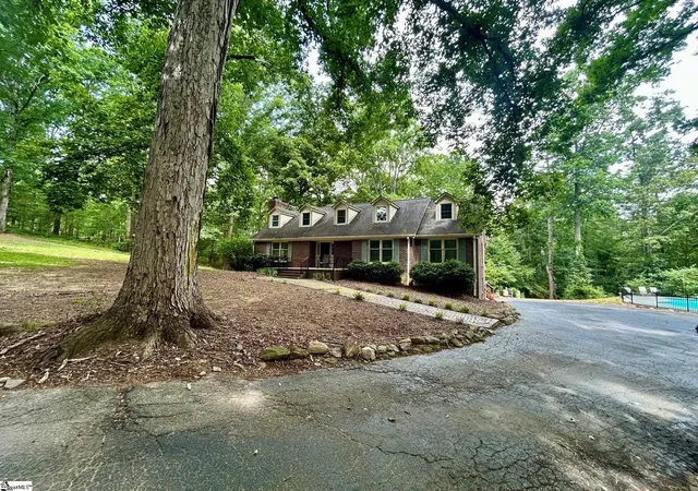 Photo 2 of Single family home for sale at 108 Pale Moon Dr, Pelzer, SC 29669 | MLS# 1598383 | Listing updated on 2026-09-14