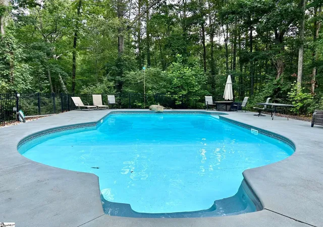 Photo 3 of Single family home for sale at 108 Pale Moon Dr, Pelzer, SC 29669 | MLS# 1598383 | Listing updated on 2026-09-14