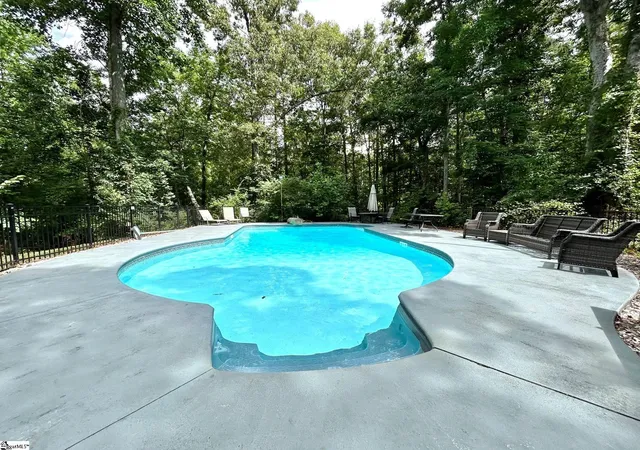 Photo 3 of Single family home for sale at 108 Pale Moon Dr, Pelzer, SC 29669 | MLS# 1598383 | Listing updated on 2026-09-14