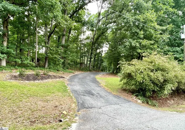 Photo 4 of Single family home for sale at 108 Pale Moon Dr, Pelzer, SC 29669 | MLS# 1598383 | Listing updated on 2026-09-14
