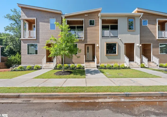 1st image of 15 Griffin St, Greenville, SC 29601 | MLS# 1597368