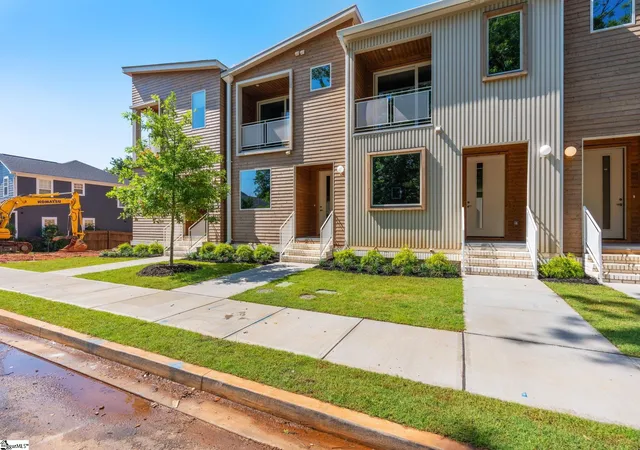 3rd image of 15 Griffin St, Greenville, SC 29601 | MLS# 1597368