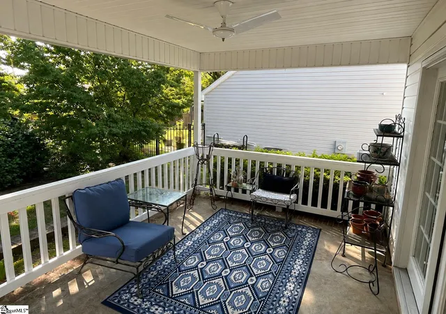 Photo 4 of Single family home for sale at 109 S Banyan Ct, Taylors, SC 29687 | MLS# 1602294 | Listing updated on 2026-09-01