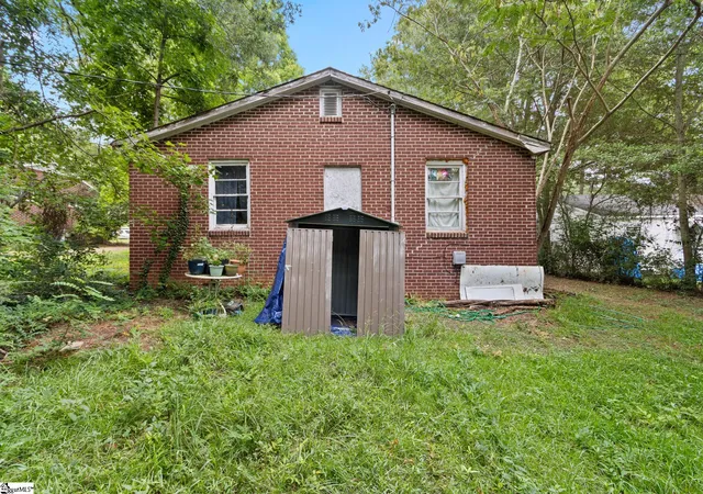 18th image of 305 Southview Dr, Laurens, SC 29360 | MLS# 1600215