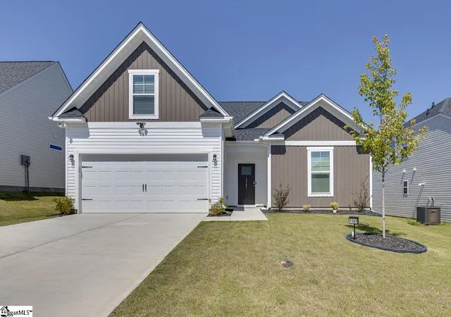 Homes for sale in Lyman, SC | 1141 Berry Patch Dr, Lyman, SC 29365 | MLS# 1597295