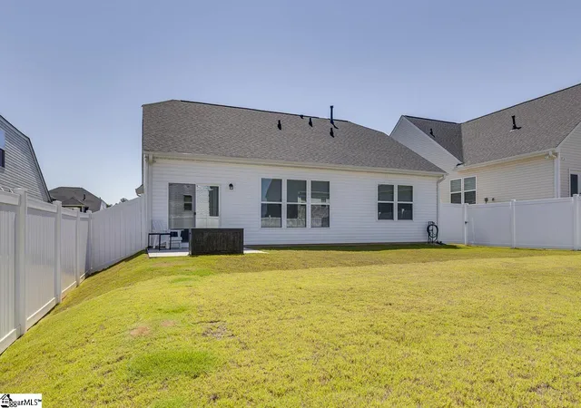 Homes for sale in Lyman, SC | 1141 Berry Patch Dr, Lyman, SC 29365 | MLS# 1597295