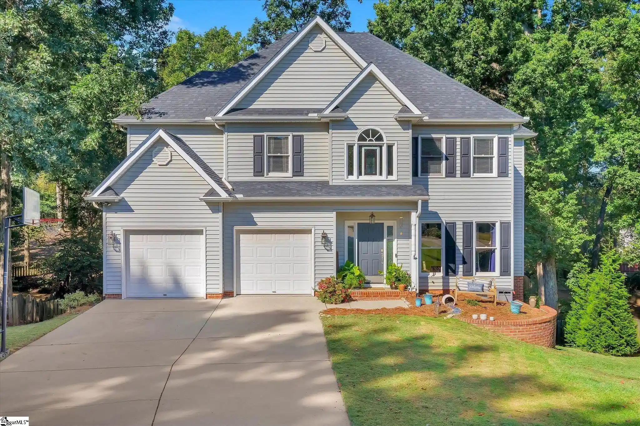 Photo 1 of Single family home for sale at 6 Falling Ridge Ct, Simpsonville, SC 29680 | MLS# 1606678 | Listing updated on 2026-10-15