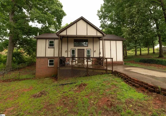 Homes for sale in Mauldin, SC | 10 Danbury Ln, Mauldin, SC 29662 | MLS# 1593008