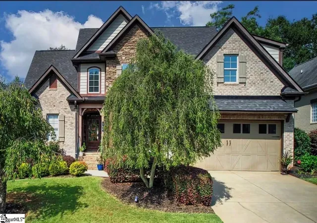 Photo 2 of Single family home for sale at 106 Kettle Oak Wy, Simpsonville, SC 29680 | MLS# 1599830 | Listing updated on 2026-08-08