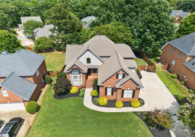 Photo 3 of Sale Pending at 210 Steadman Wy, Greer, SC 29650 | MLS# 1599969 | Listing updated on 2026-09-12