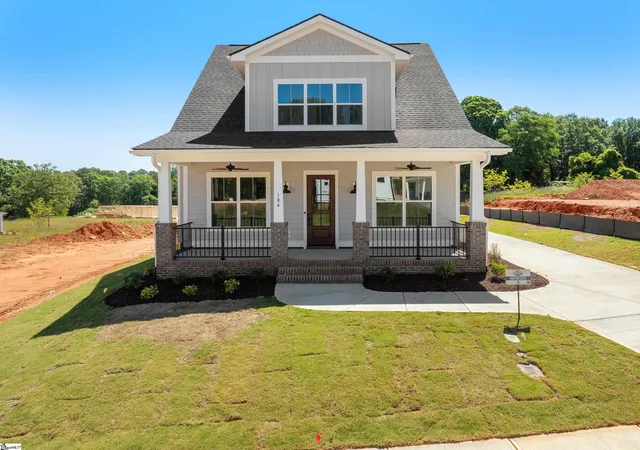 Homes for sale in Pendleton, SC | 104 Benjamin Blvd, Pendleton, SC 29670 | MLS# 1568167