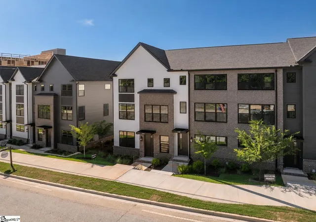 2nd image of 1311 Pendleton St #Unit A, Greenville, SC 29611 | MLS# 1597420