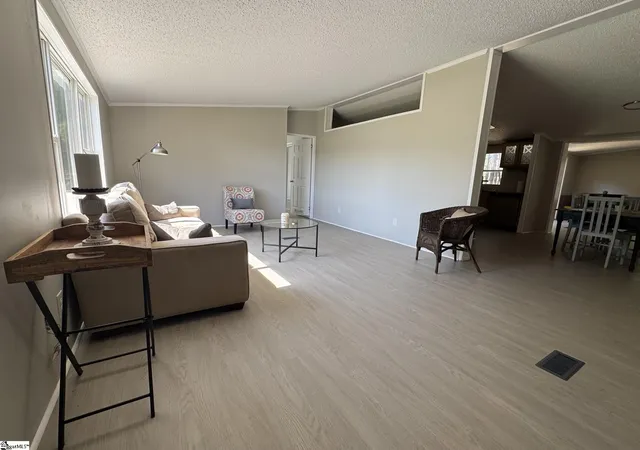 Photo 2 of Manufactured home for sale at 105 Nash Mill Rd, Fountain Inn, SC 29644 | MLS# 1601279 | Listing updated on 2026-08-19
