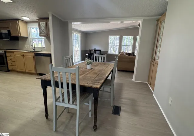 Photo 4 of Manufactured home for sale at 105 Nash Mill Rd, Fountain Inn, SC 29644 | MLS# 1601279 | Listing updated on 2026-10-04