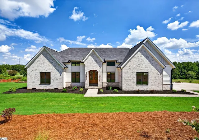 Single family home for sale at 91 S Bates Rd, Taylors, SC 29687 | MLS# 1600119 | Listing updated on 2026-08-07